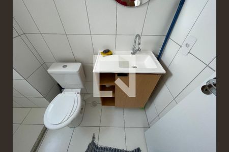 Banheiro de apartamento para alugar com 1 quarto, 27m² em Vila Butantã, São Paulo