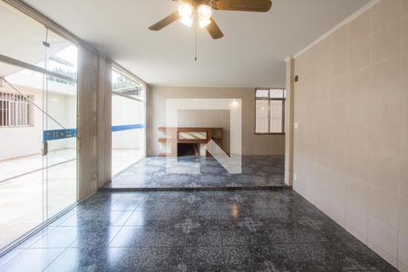 Sala de casa para alugar com 3 quartos, 300m² em Brooklin, São Paulo