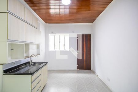 Sala e Cozinha de casa para alugar com 2 quartos, 64m² em Bela Vista, Osasco