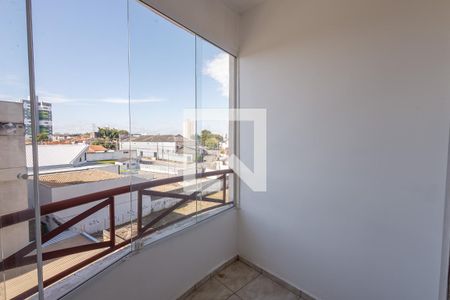 Varanda da Sala de apartamento para alugar com 2 quartos, 65m² em Parque Santo Antonio, Taubaté