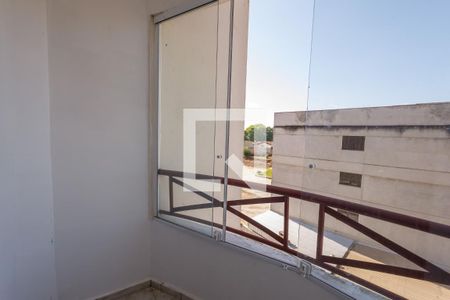 Varanda da Sala de apartamento para alugar com 2 quartos, 65m² em Parque Santo Antonio, Taubaté
