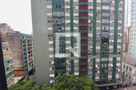 Vista da Sala/Quarto de kitnet/studio à venda com 1 quarto, 25m² em Centro Histórico, Porto Alegre