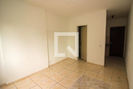 Sala/Quarto de kitnet/studio à venda com 1 quarto, 25m² em Centro Histórico, Porto Alegre