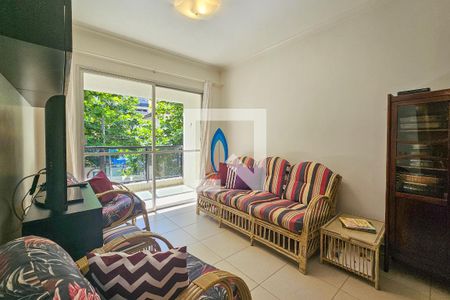 Sala de apartamento para alugar com 3 quartos, 70m² em Jardim Belmar, Guarujá