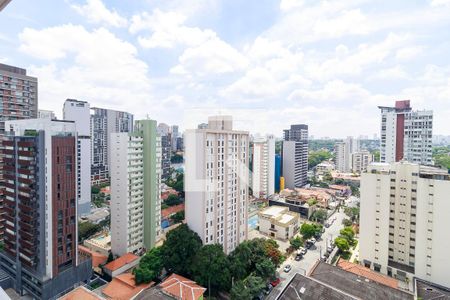 Sala - Vista de apartamento à venda com 3 quartos, 157m² em Jardim das Acacias, São Paulo