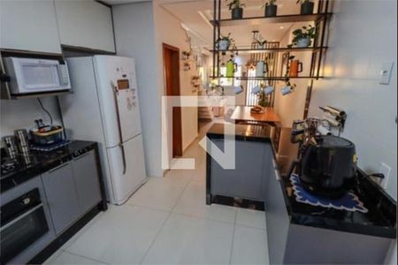 Casa à venda com 3 quartos, 90m² em Jardim Sabara, São Paulo