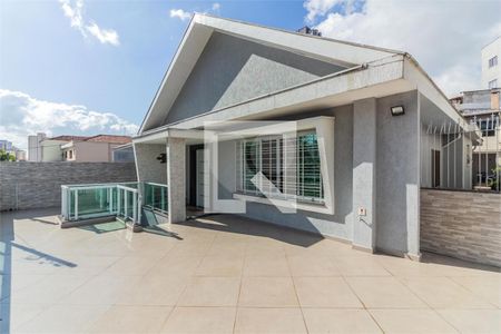 Casa à venda com 3 quartos, 248m² em Vila Pauliceia, São Paulo