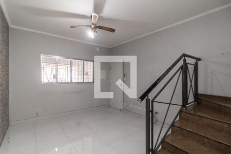 Sala de casa à venda com 3 quartos, 260m² em Vila Dalila, São Paulo