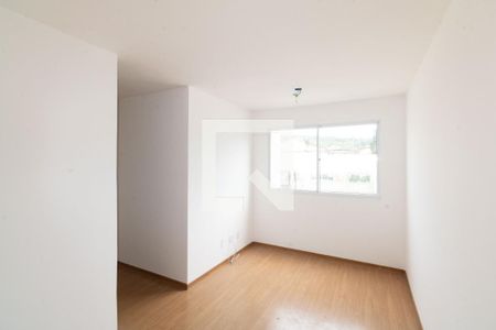 Sala de apartamento para alugar com 2 quartos, 45m² em Guaratiba, Rio de Janeiro