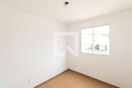 Quarto 2 de apartamento para alugar com 2 quartos, 45m² em Guaratiba, Rio de Janeiro