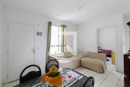 Sala de apartamento à venda com 2 quartos, 42m² em Nacional, Contagem