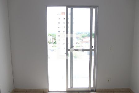 Sala de apartamento para alugar com 3 quartos, 75m² em Setor Negrão de Lima, Goiânia