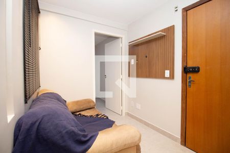Sala de apartamento para alugar com 1 quarto, 39m² em Colônia Agrícola Samambaia, Brasília