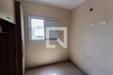 Quarto 2 de apartamento para alugar com 2 quartos, 45m² em Jardim Itapoan, Santo André