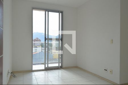 Sala de apartamento à venda com 2 quartos, 52m² em Taquara, Rio de Janeiro