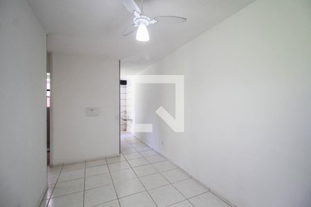 Sala de apartamento para alugar com 2 quartos, 43m² em Jardim da Posse, Nova Iguaçu