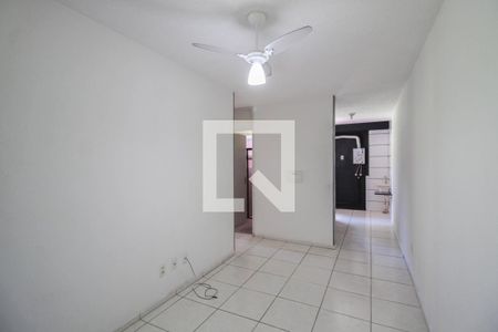 Sala de apartamento para alugar com 2 quartos, 43m² em Jardim da Posse, Nova Iguaçu