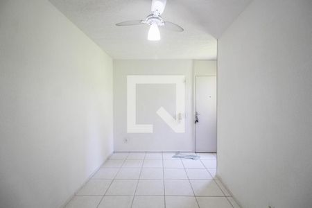 Sala de apartamento para alugar com 2 quartos, 43m² em Jardim da Posse, Nova Iguaçu