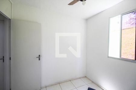 Quarto 1 de apartamento para alugar com 2 quartos, 43m² em Jardim da Posse, Nova Iguaçu