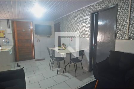 Sala de casa à venda com 2 quartos, 10m² em Harmonia, Canoas