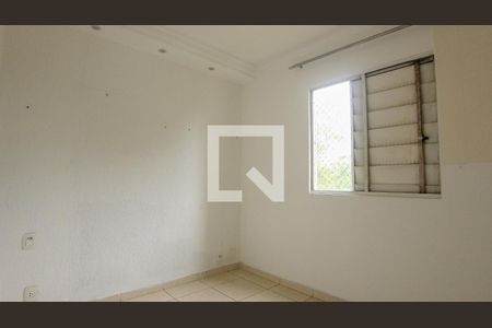 Quarto 2 de apartamento para alugar com 2 quartos, 44m² em Jardim Santa Teresinha, São Paulo