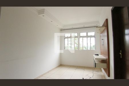 Sala de apartamento para alugar com 2 quartos, 44m² em Jardim Santa Teresinha, São Paulo