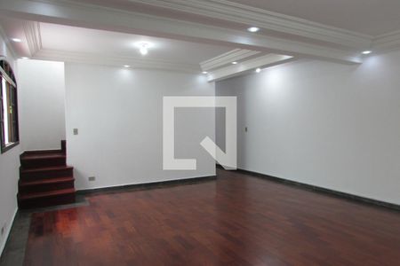 Casa à venda com 3 quartos, 250m² em Ferreira, São Paulo