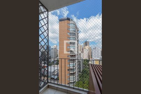 Varanda de apartamento à venda com 2 quartos, 75m² em Itaim Bibi, São Paulo