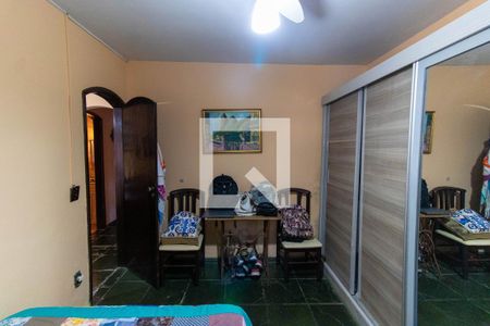 Quarto 1 de casa à venda com 3 quartos, 500m² em Itaipu, Niterói