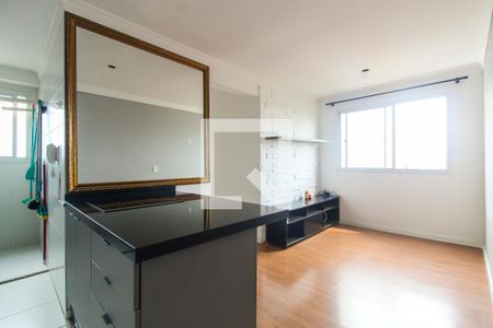 Sala de apartamento para alugar com 2 quartos, 47m² em Itaquera, São Paulo