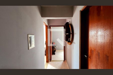 Corredor de casa à venda com 2 quartos, 70m² em Colônia, Jundiaí