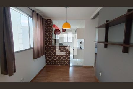 Sala de apartamento para alugar com 2 quartos, 60m² em Aparecidinha, Sorocaba