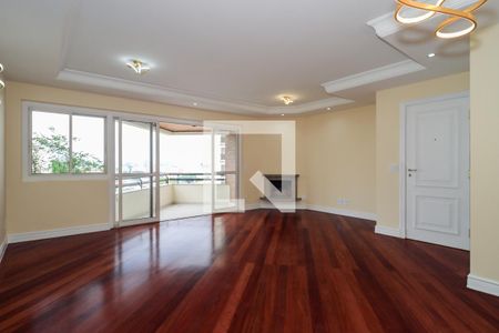 Sala de apartamento para alugar com 3 quartos, 168m² em Vila Suzana, São Paulo