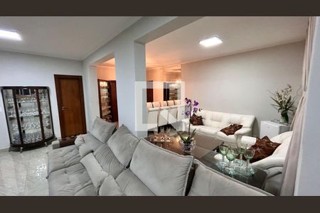 Sala de apartamento à venda com 4 quartos, 180m² em Santo Antônio, Belo Horizonte