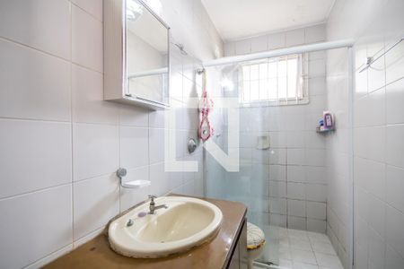 Banheiro de apartamento para alugar com 1 quarto, 57m² em Quitaúna, Osasco