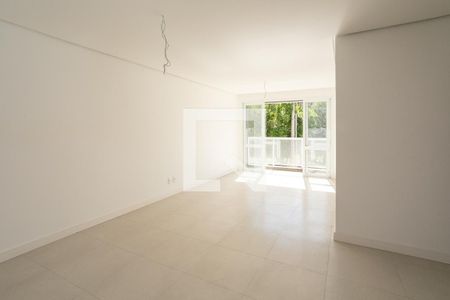 Sala de apartamento para alugar com 3 quartos, 107m² em Jardim Itu, Porto Alegre