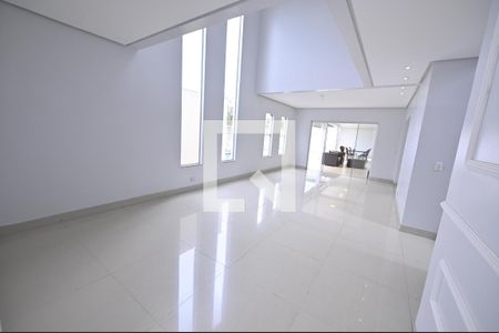 Sala de casa de condomínio para alugar com 3 quartos, 320m² em Jardins Lisboa, Goiânia