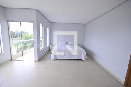 Suíte de casa de condomínio para alugar com 3 quartos, 320m² em Jardins Lisboa, Goiânia