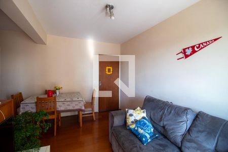 Sala de apartamento para alugar com 3 quartos, 64m² em Vila Gomes, São Paulo