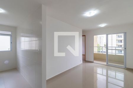 Sala de apartamento para alugar com 2 quartos, 47m² em Jardim Nova Europa, Campinas