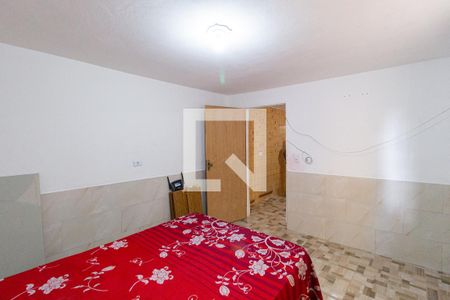 Quarto de casa para alugar com 1 quarto, 97m² em Vila Silviania, Carapicuíba