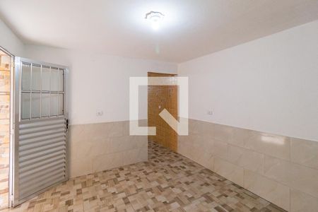 Sala de casa para alugar com 1 quarto, 97m² em Vila Silviania, Carapicuíba