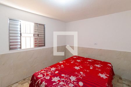 Quarto de casa para alugar com 1 quarto, 97m² em Vila Silviania, Carapicuíba