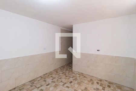 Sala de casa para alugar com 1 quarto, 97m² em Vila Silviania, Carapicuíba