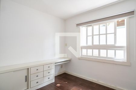 Quarto 1 de casa para alugar com 3 quartos, 247m² em Jardim Isabel, Porto Alegre