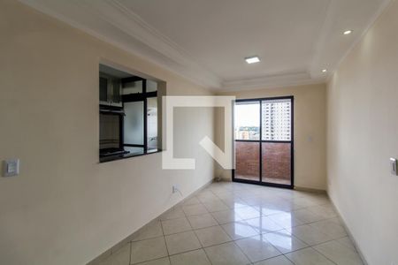 Sala de apartamento para alugar com 3 quartos, 70m² em Itaquera, São Paulo