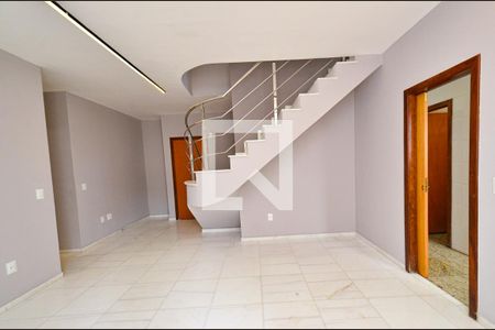 Sala de estar de apartamento para alugar com 4 quartos, 244m² em União, Belo Horizonte