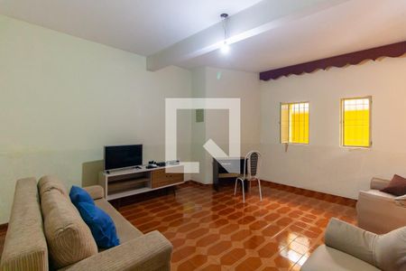 Sala de casa à venda com 3 quartos, 140m² em Vila Divina Pastora, São Paulo