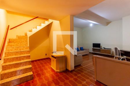 Sala de casa à venda com 3 quartos, 140m² em Vila Divina Pastora, São Paulo