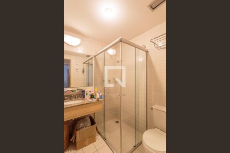 Apartamento para alugar com 55m², 2 quartos e 1 vaga Apartamento para alugar com 55m², 2 quartos e 1 vagaBanheiro da Suíte 2